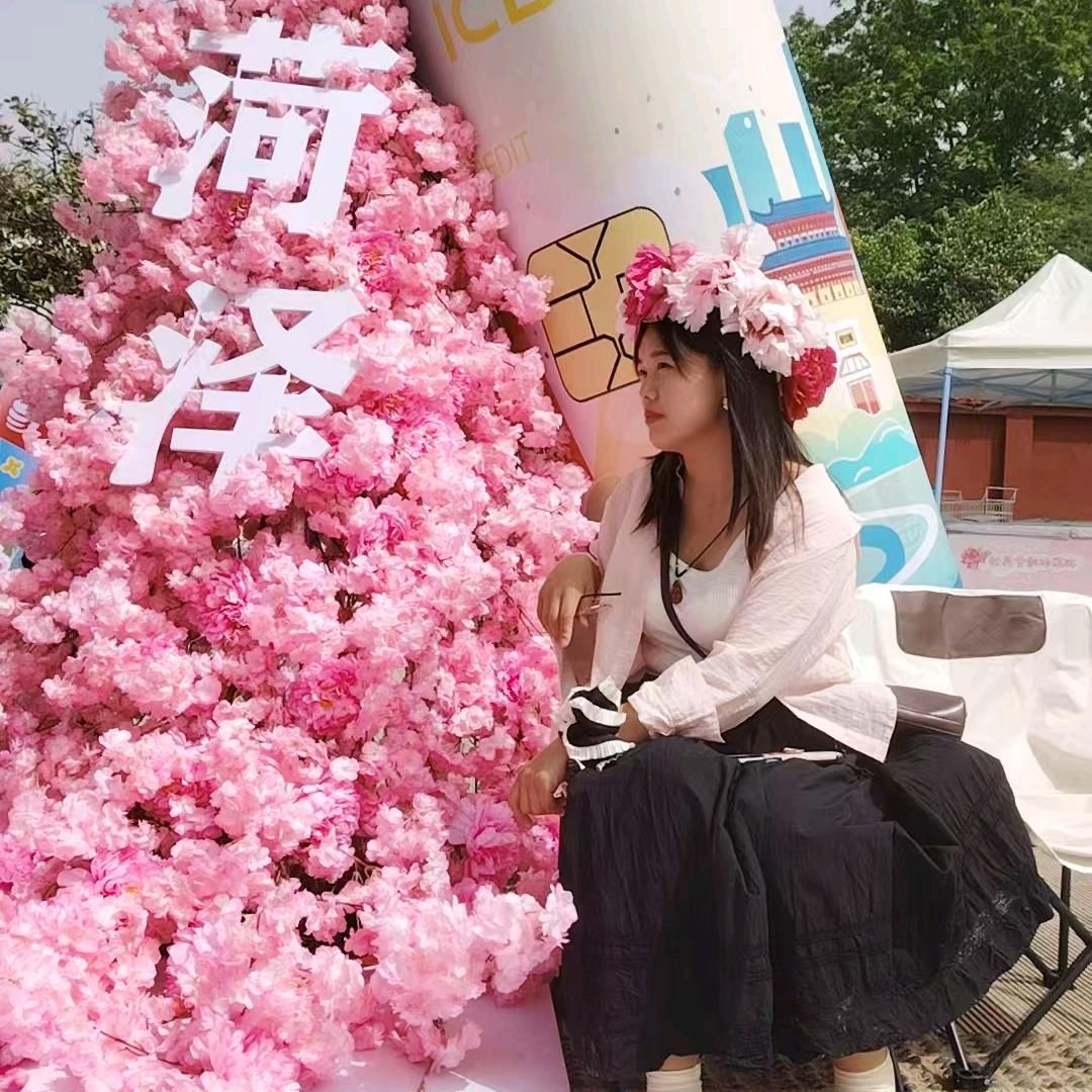 简^ω^单