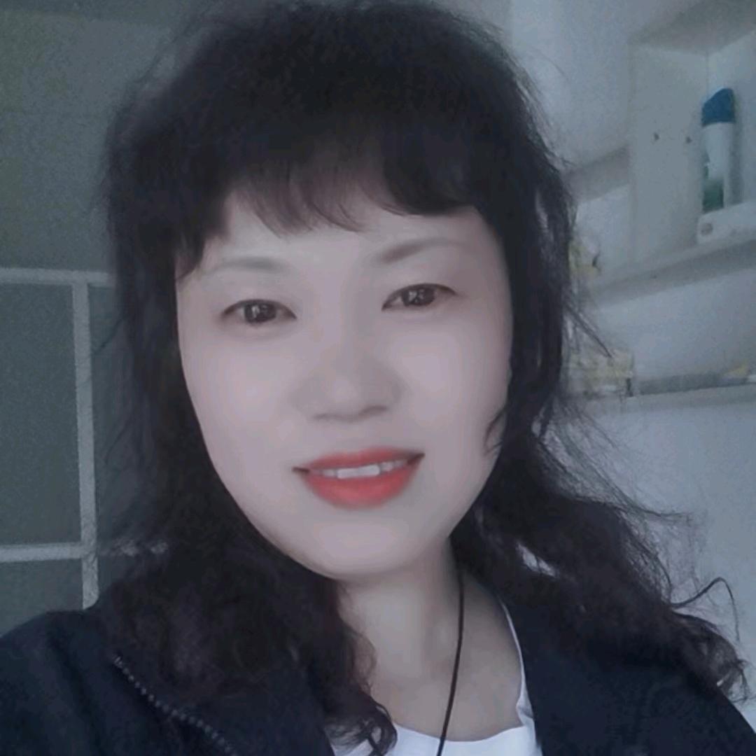 万霞