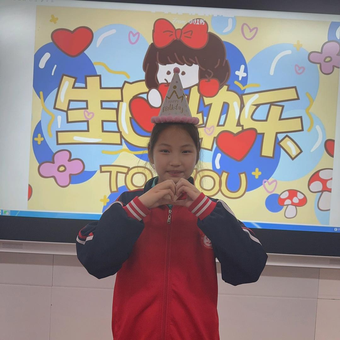 鸿达玻璃门卷闸门厂