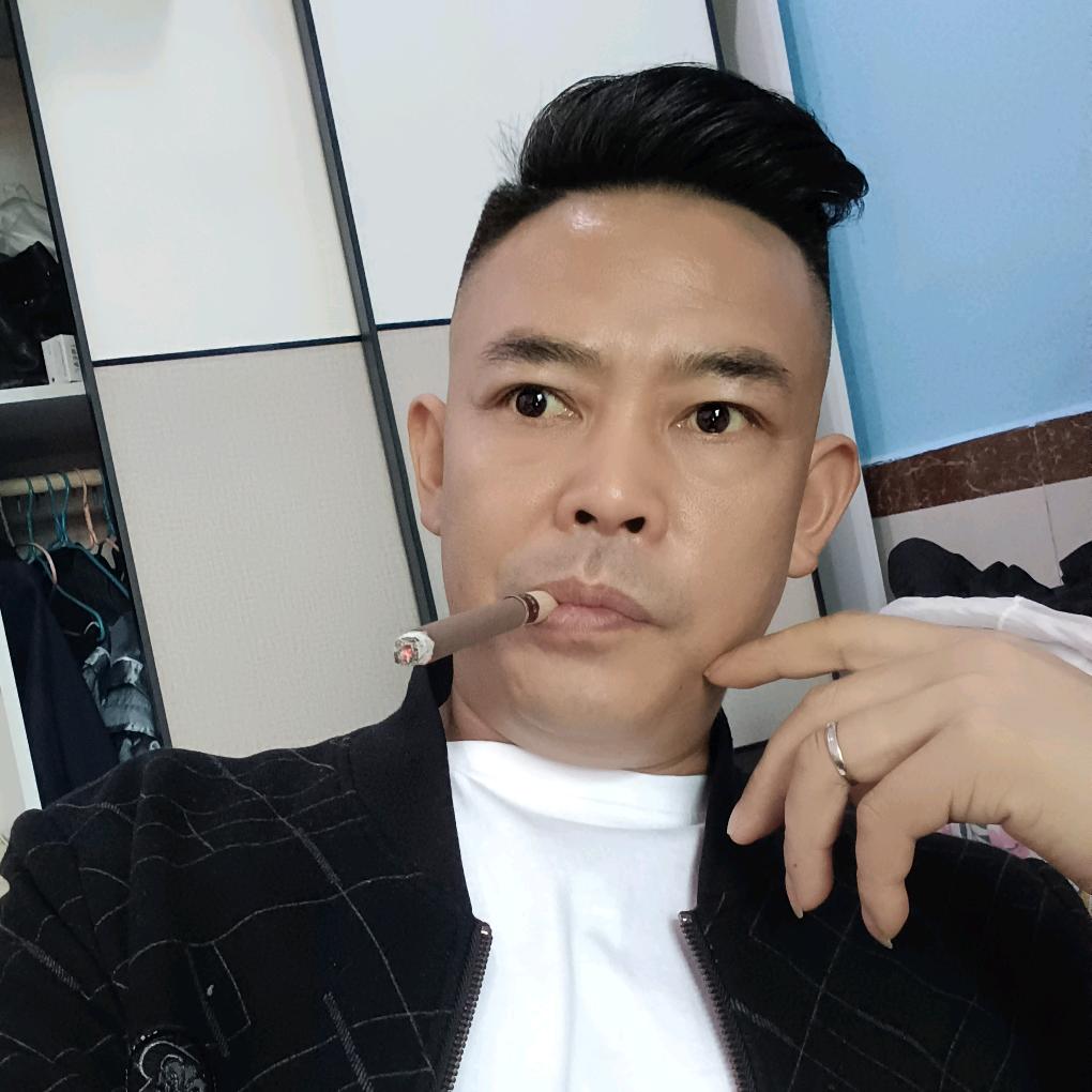 小阿坤看破红尘自收心