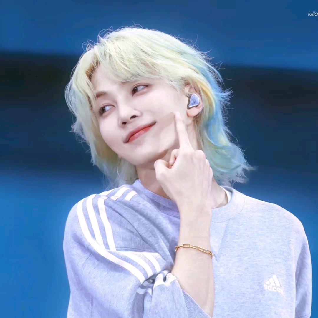 薄巧🦇³²⁸天下第一 ¹²ˣ²⁼