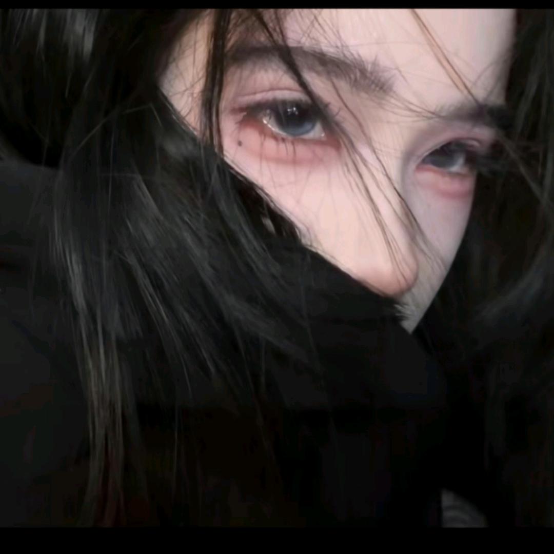 由乃（贴心直属在线蹲）