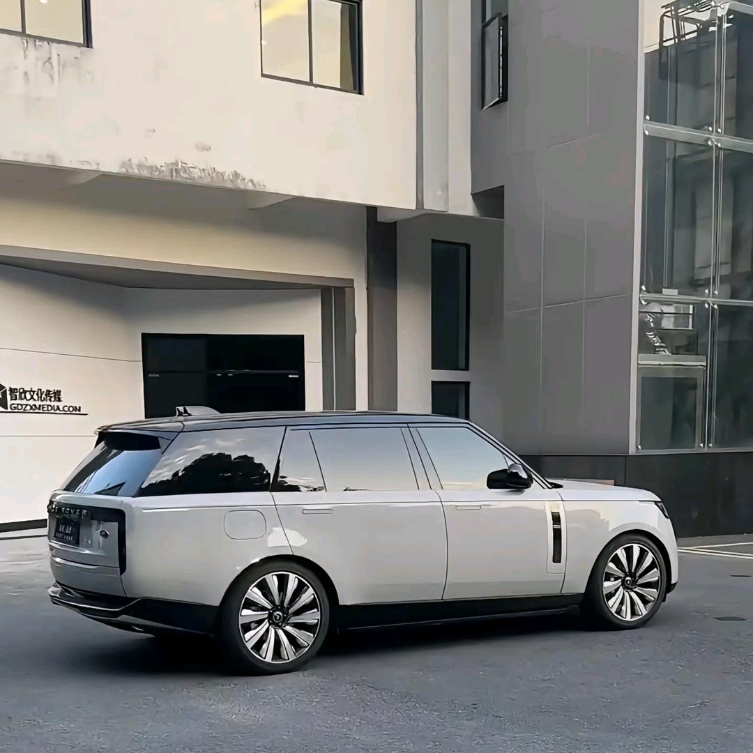 千万宇