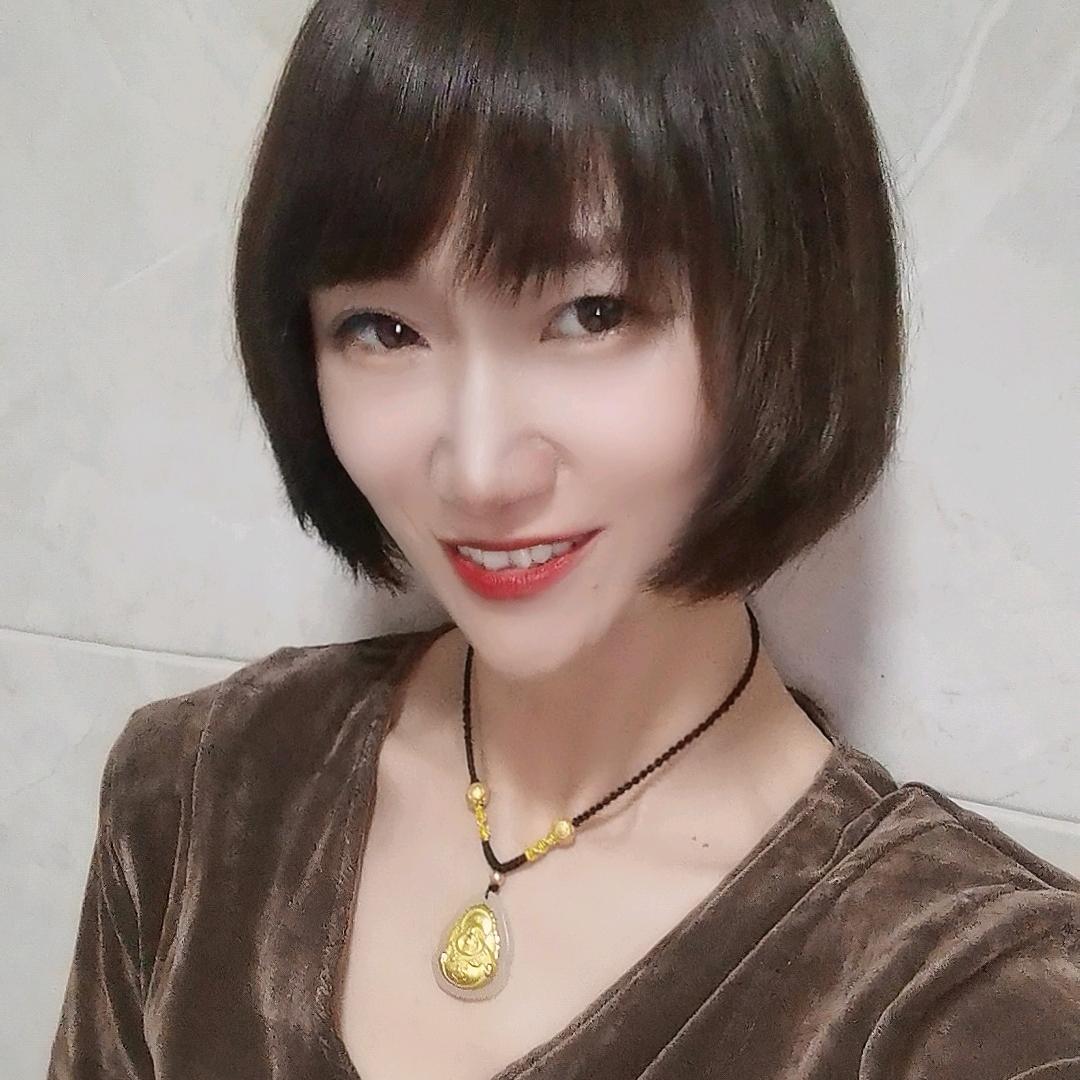 娜娜²⁹³³³⁰⁴⁷⁰²