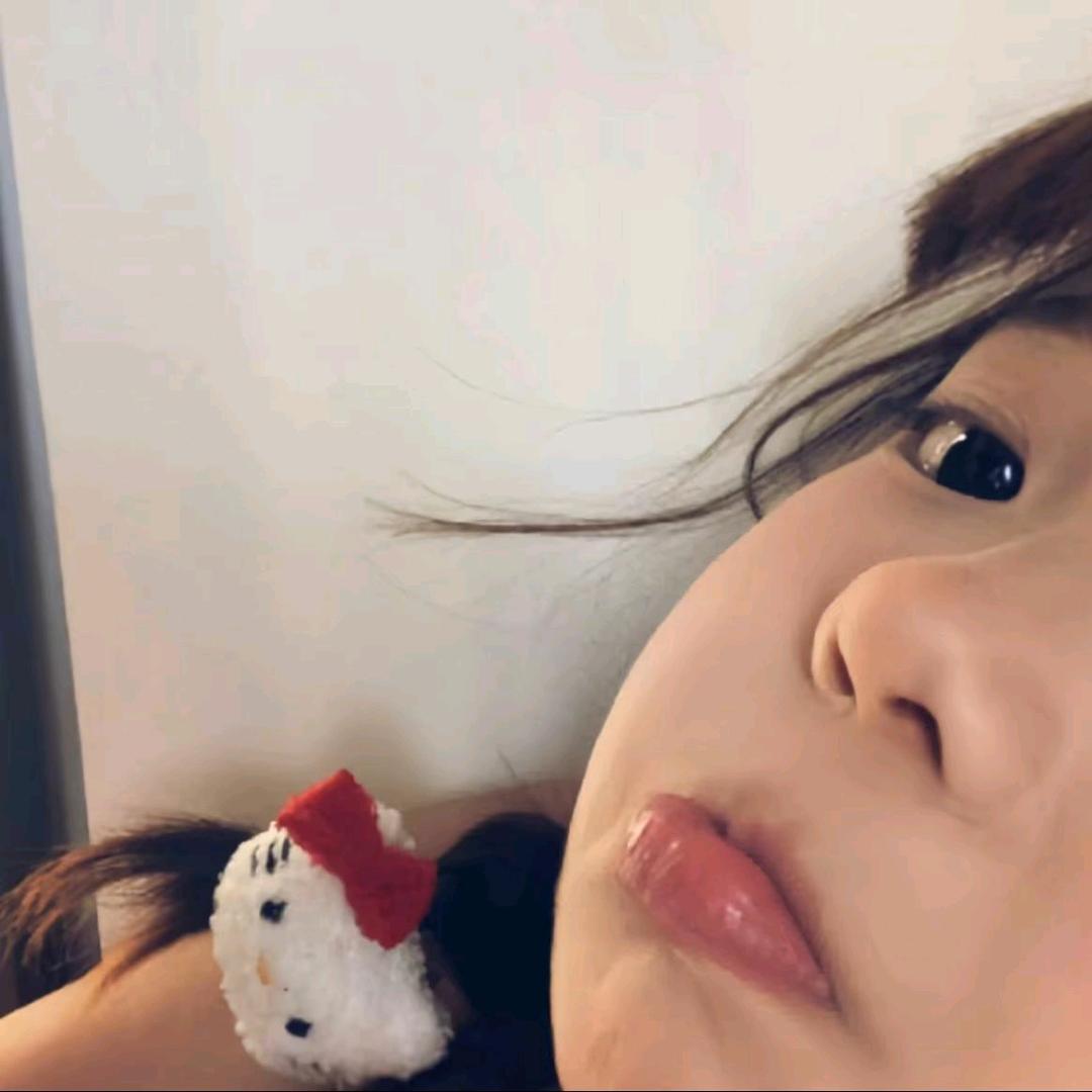꒦ິ^꒦ິ