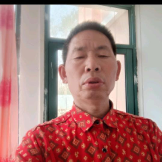 爱唱歌小帅哥