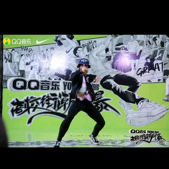 开心哥头像