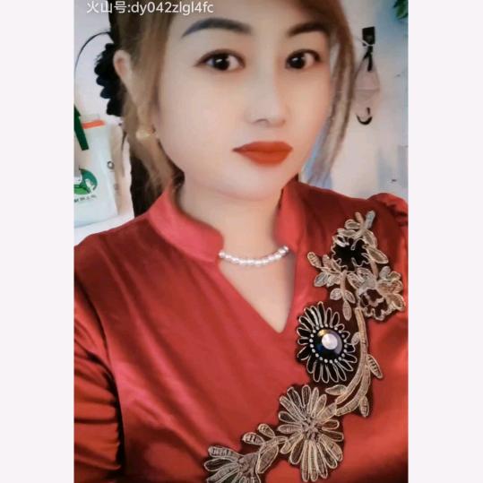 一笑而过💘.，