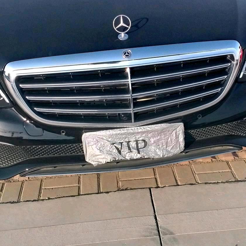 赵**