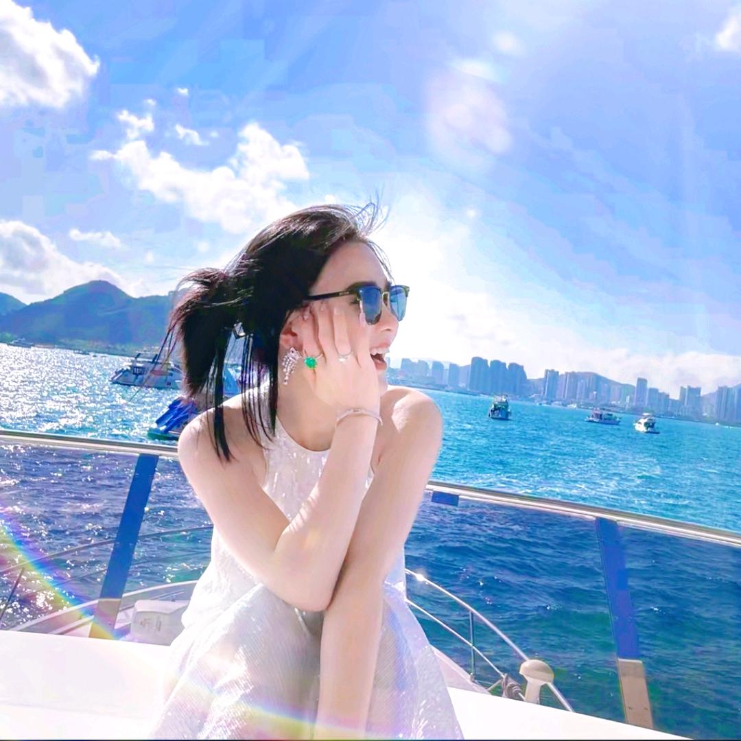 袁艺灵『高奢私服穿搭』