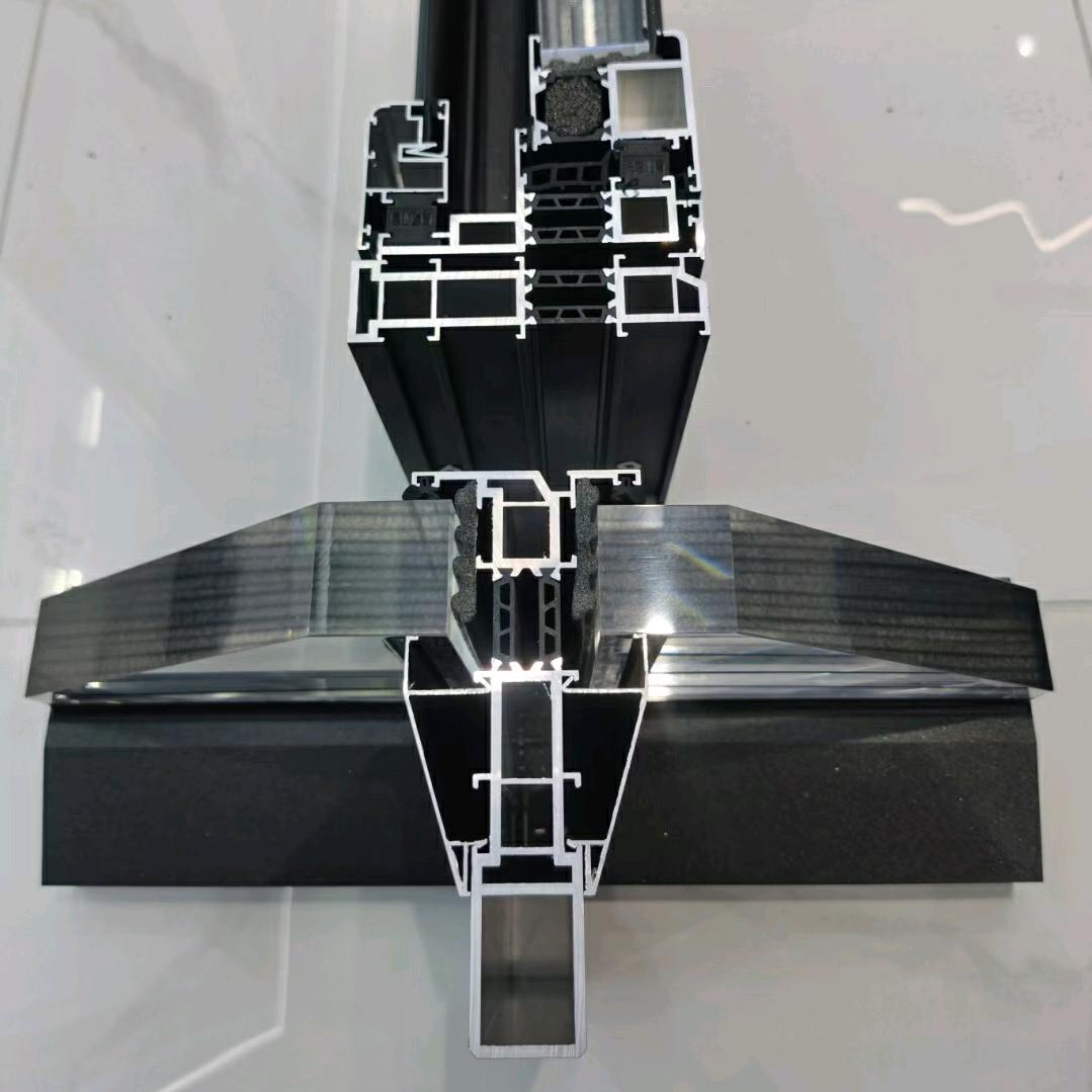 伟昌铝材•门窗-超级工厂-余忠学