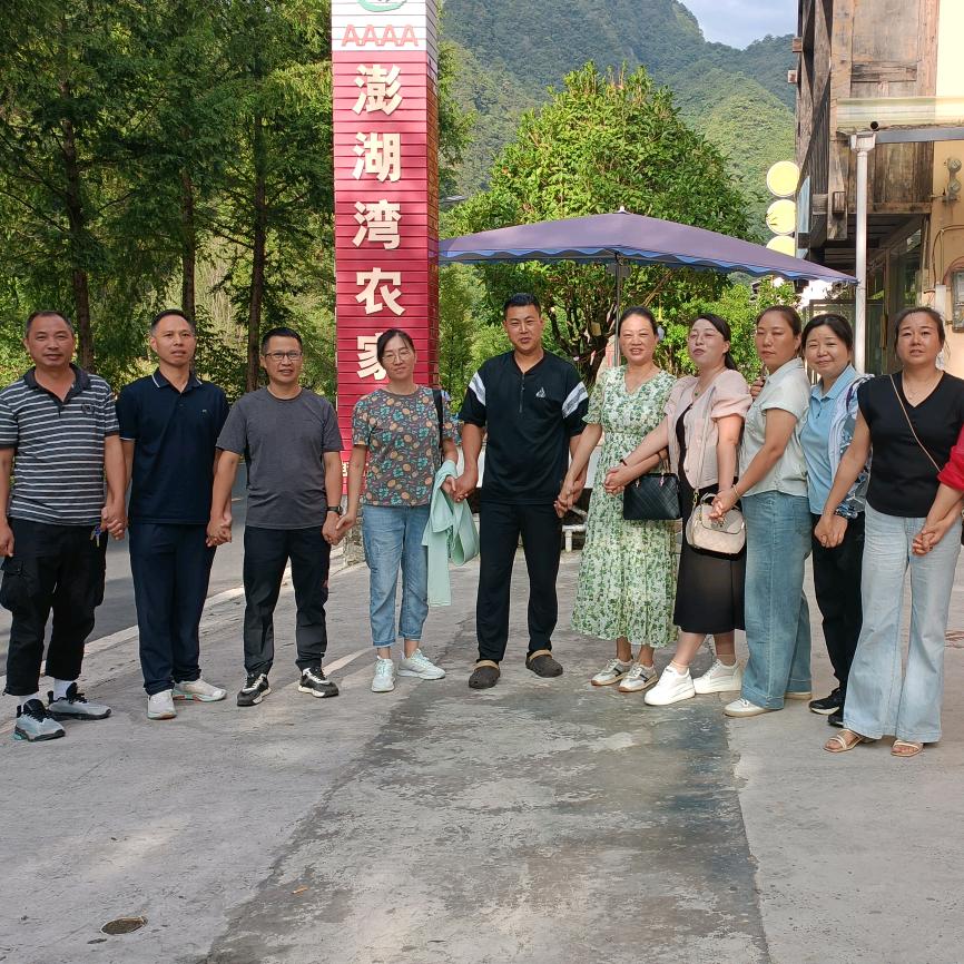 林娃子（亢谷澎湖湾农家乐）