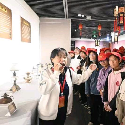 玉如人生（讲解员）