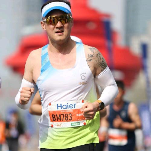 爱跑步的搏击教练（跑互）