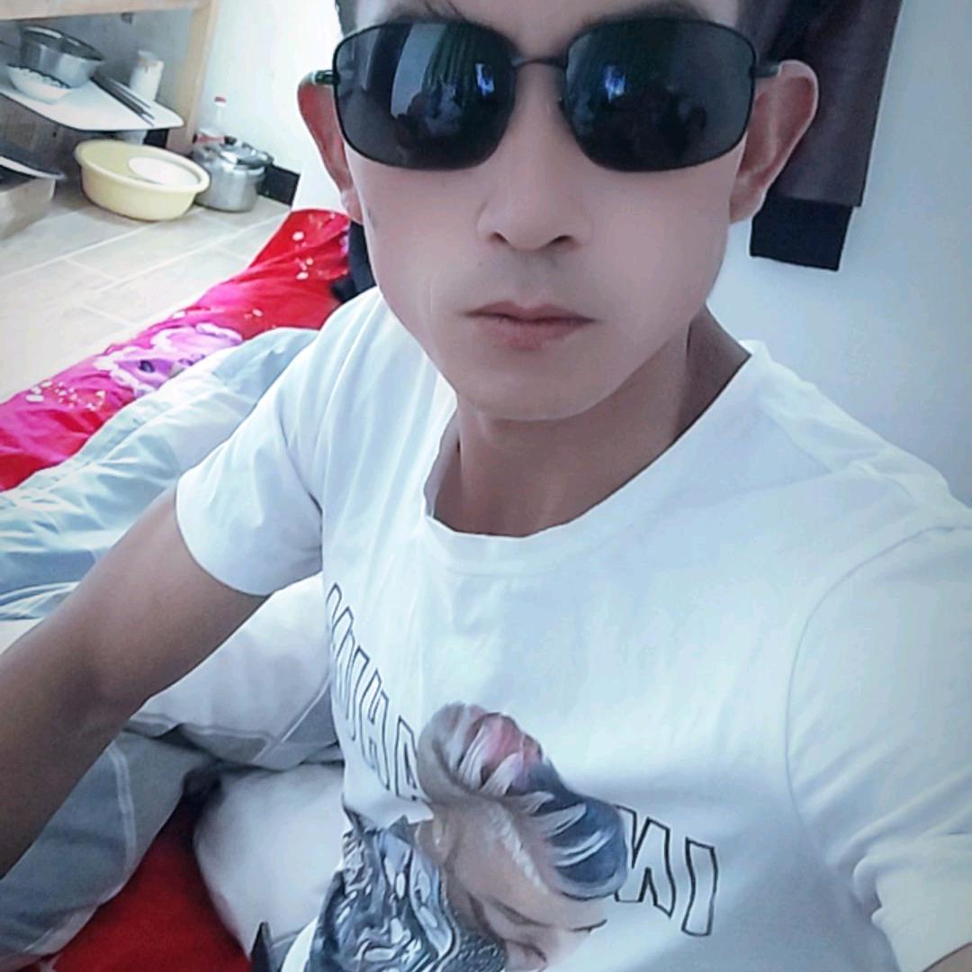 单身的我找一个单身的你，👬👬