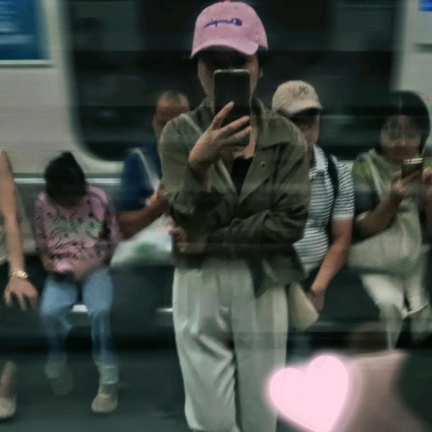 我是一杯白开水