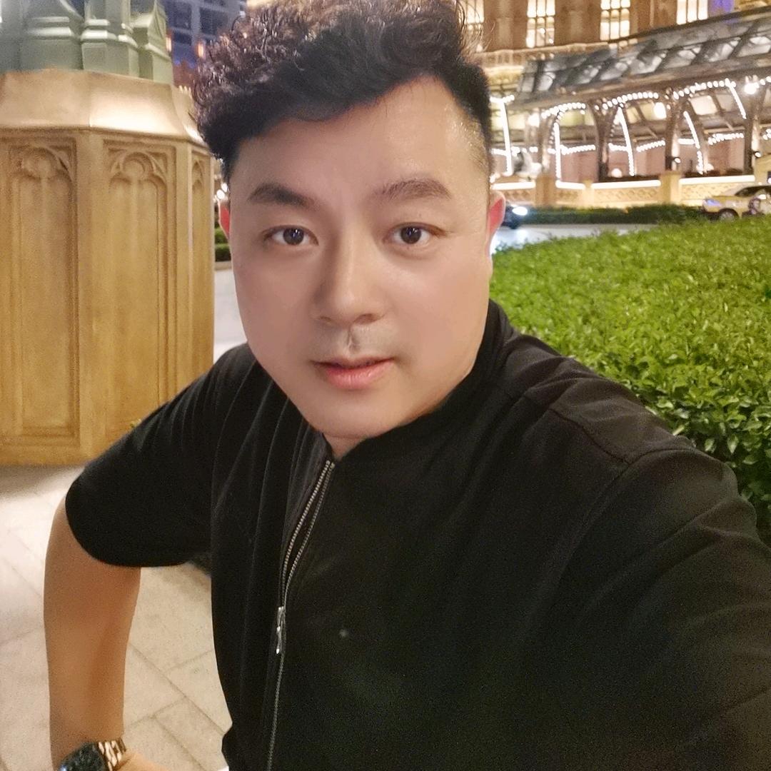 八零后大叔五个孩子的爸