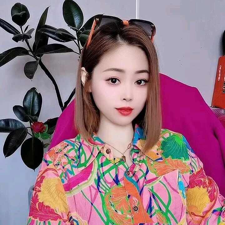 🦋҉ིꦿ玲玲🦋҉ིꦿ💕爱唱歌