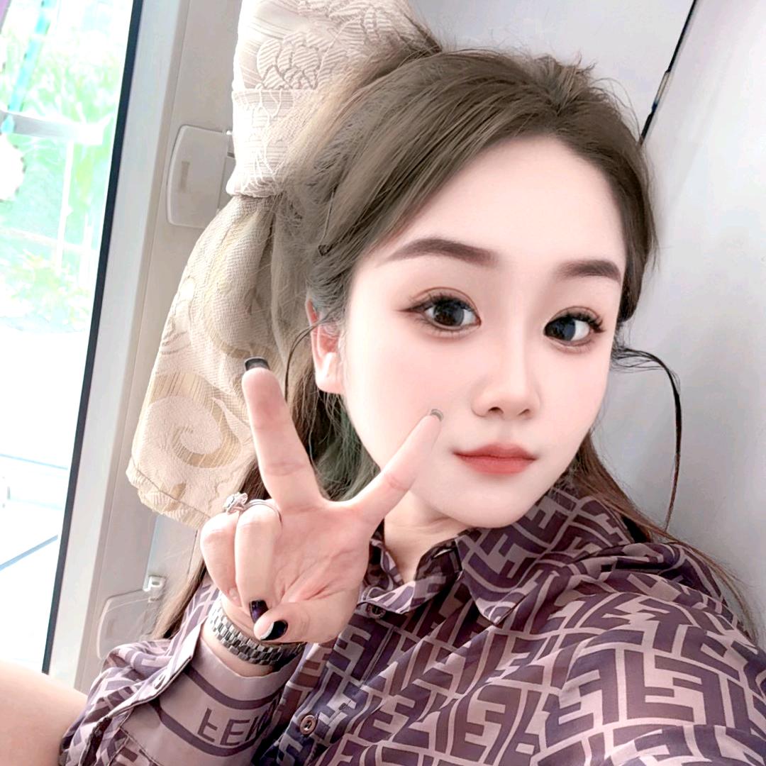悦悦的小熊
