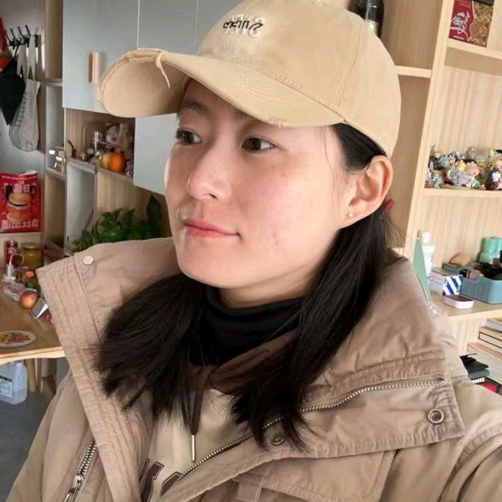 美杨杨迎风飘扬