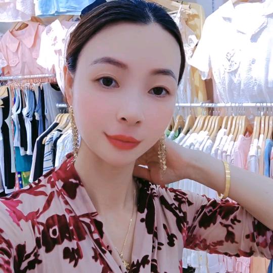 洞桥都市千姿丽人内衣店