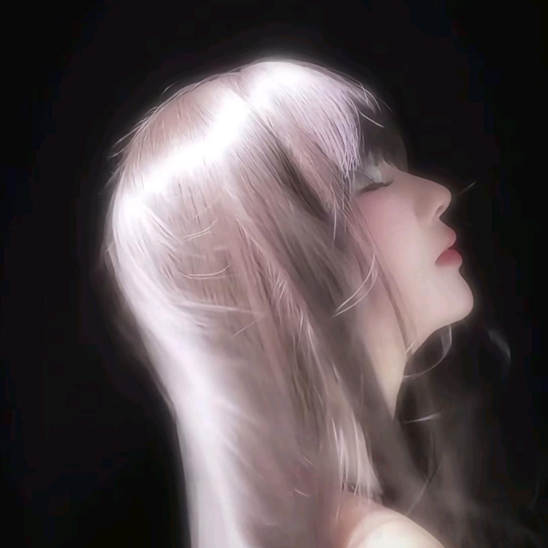 草东跳入学校里