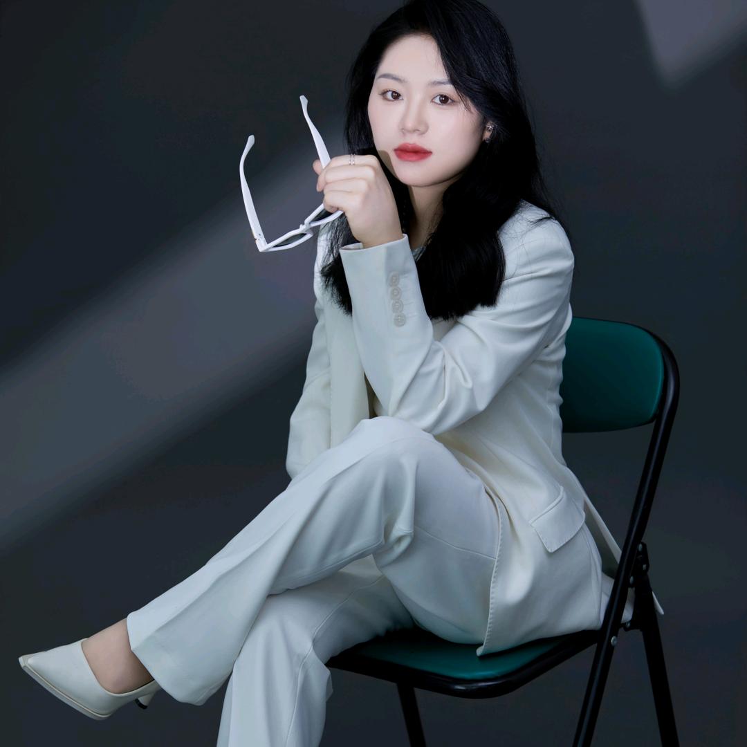 臻颜臻色美业蓉儿