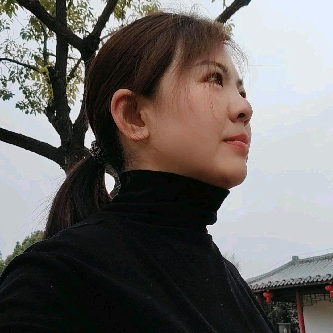 ༆泡沫下的鱼🐟