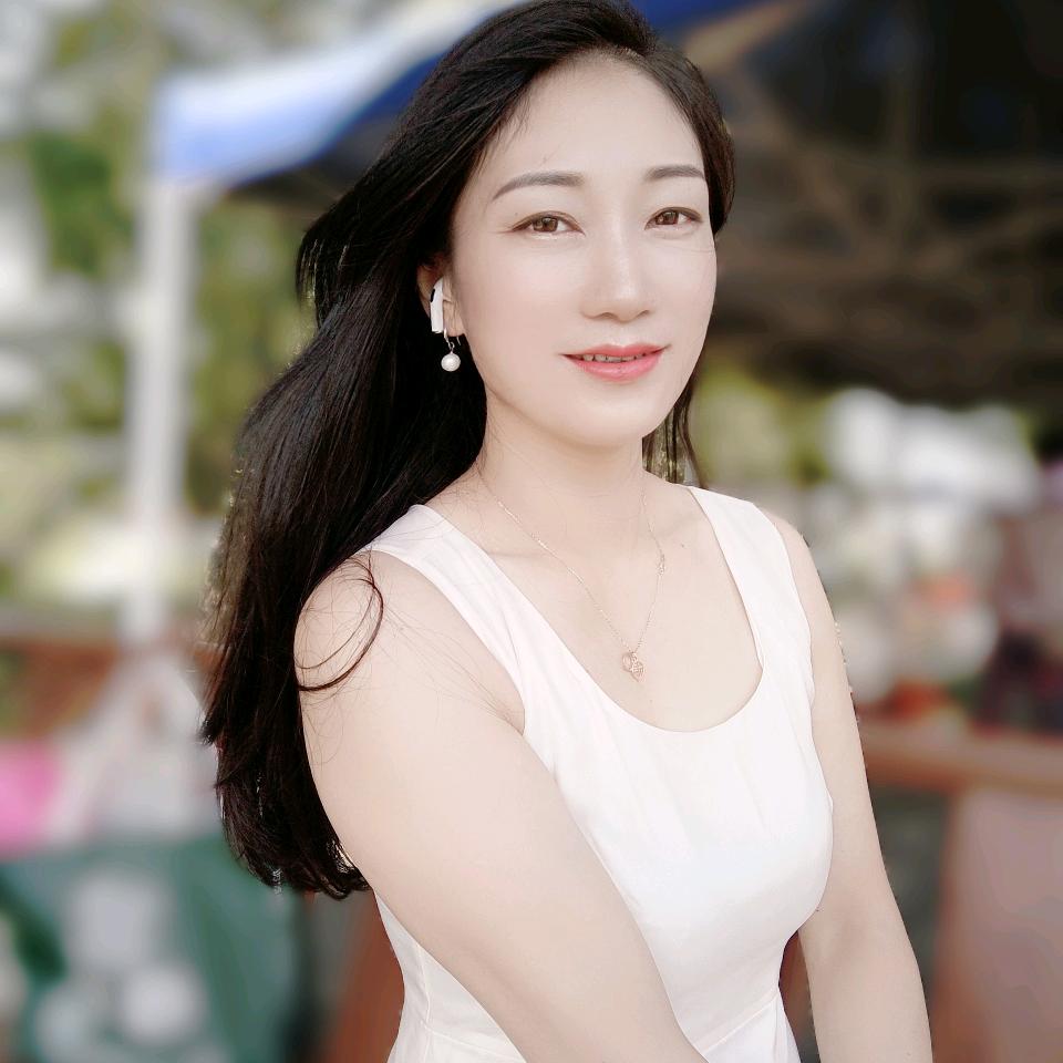 悦尚头疗馆    英子