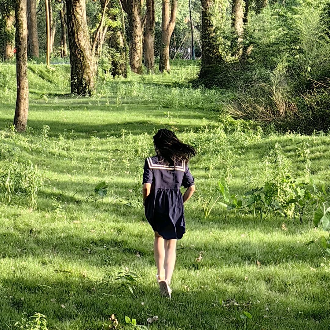 Z。