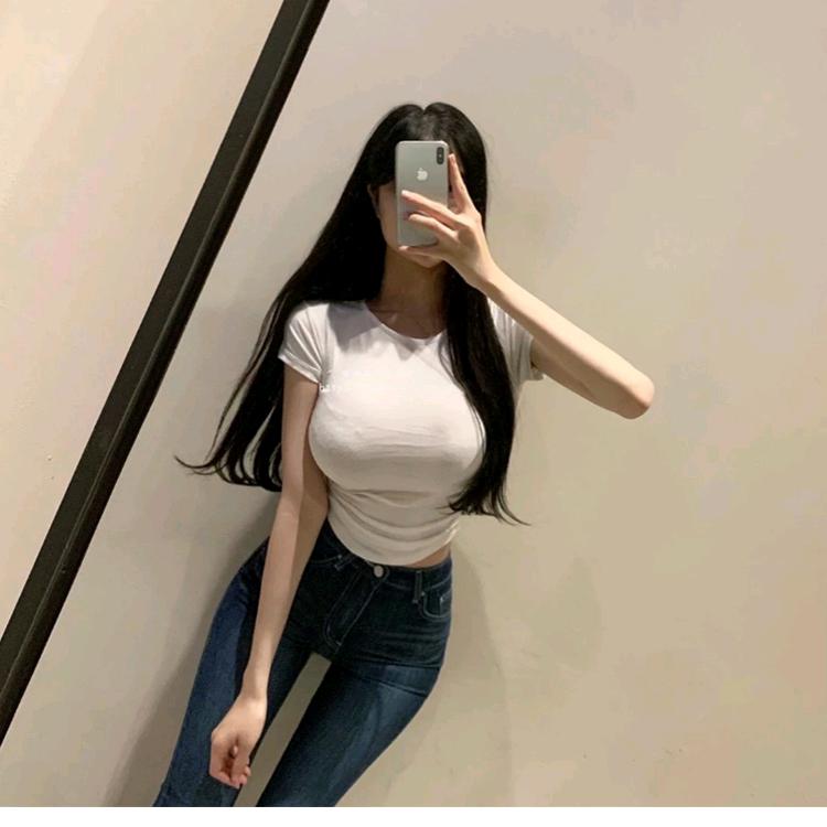 依依