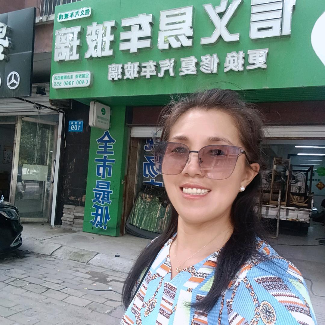 佳木斯信义汽车玻璃霞姐