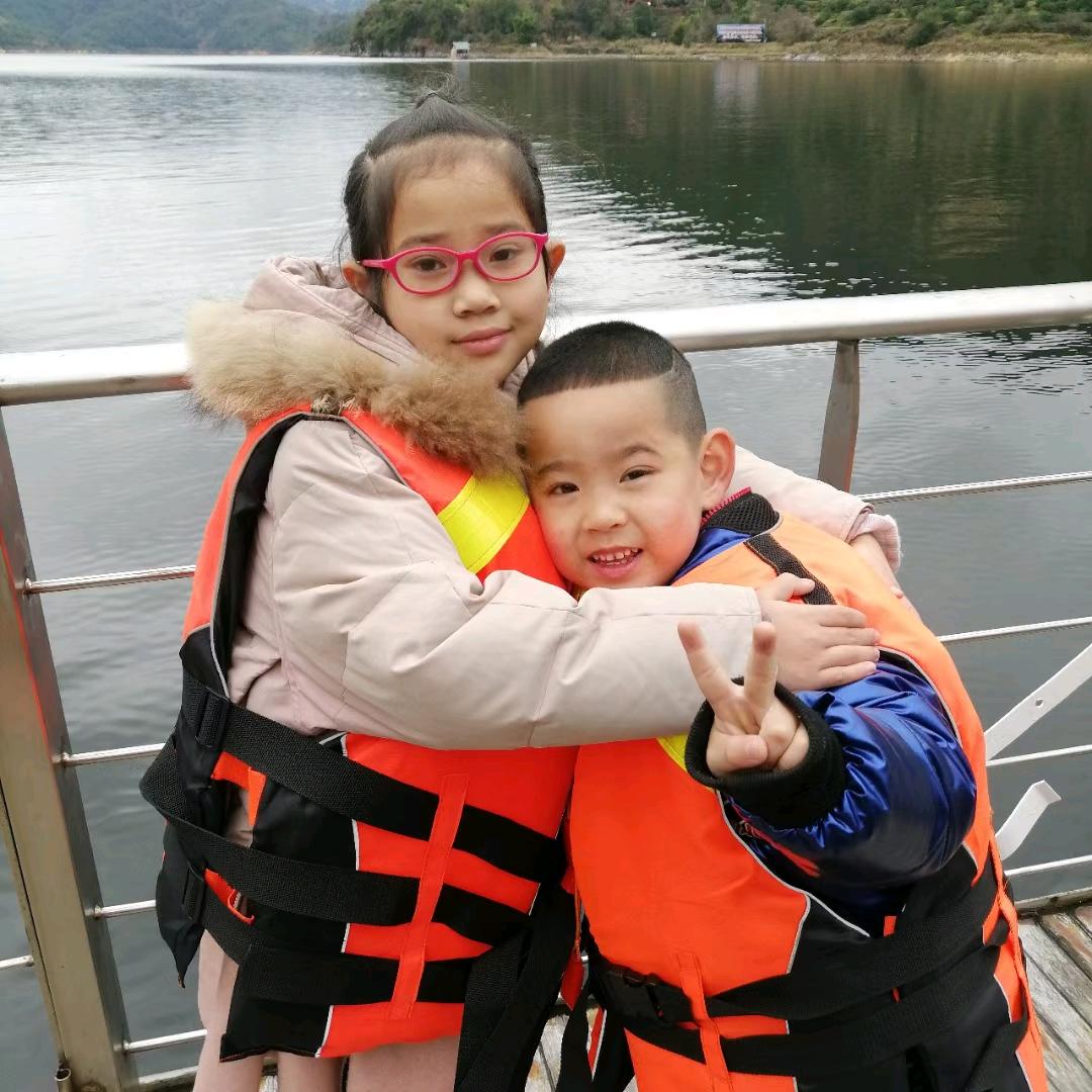 🐅¹⁹₈₆王芬华℘࿐