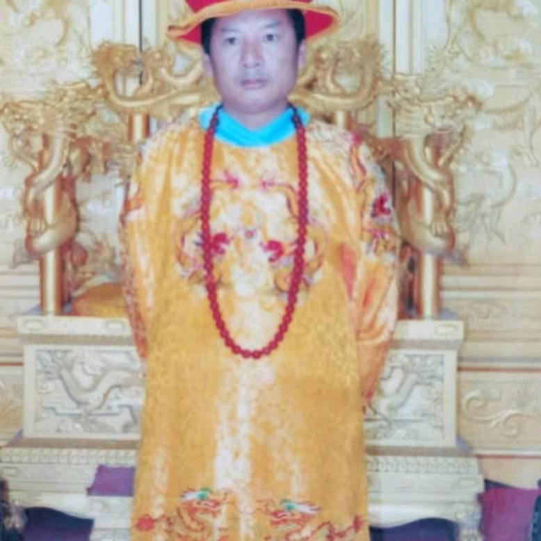 被挥霍的轻春