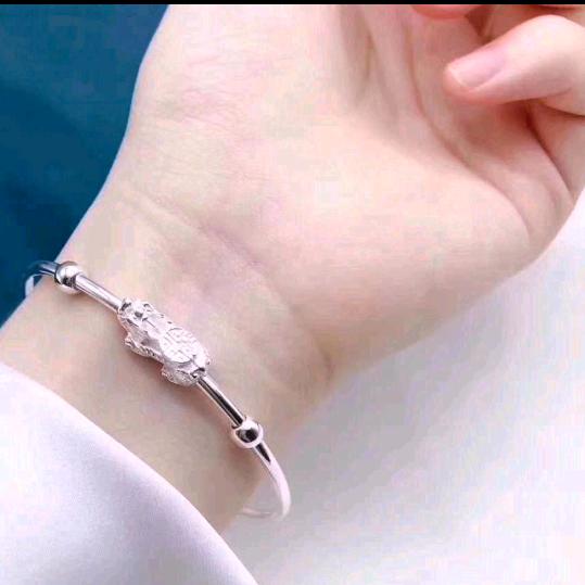 💗金运🍀（稻草人实体皮具店）