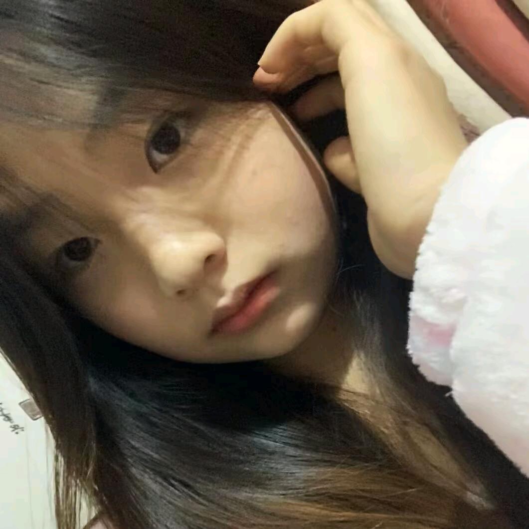 在你怀里躲风💋💋