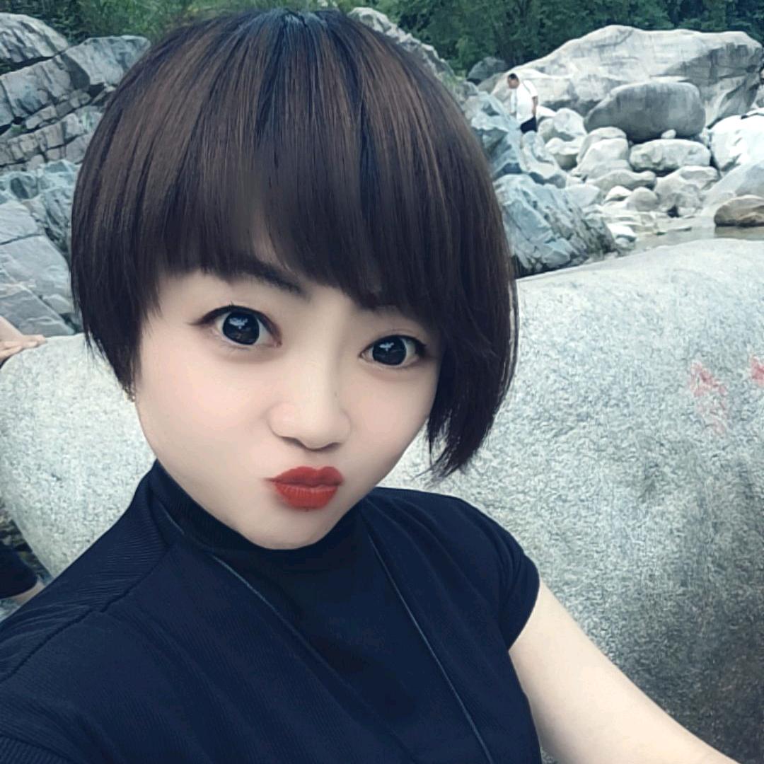 @琴宝《单身女王》