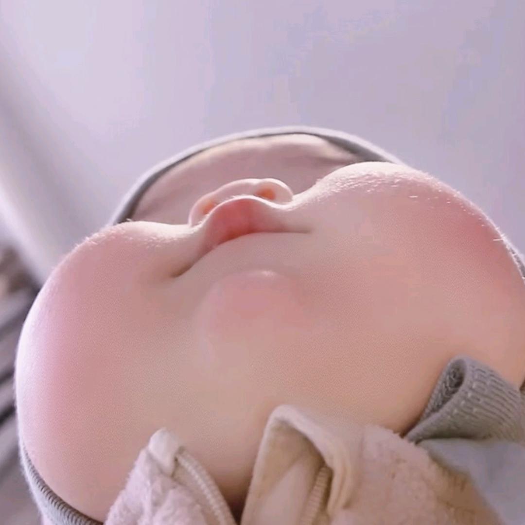 一个胖子