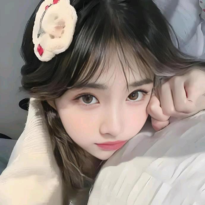 小鹿恬凡勤
