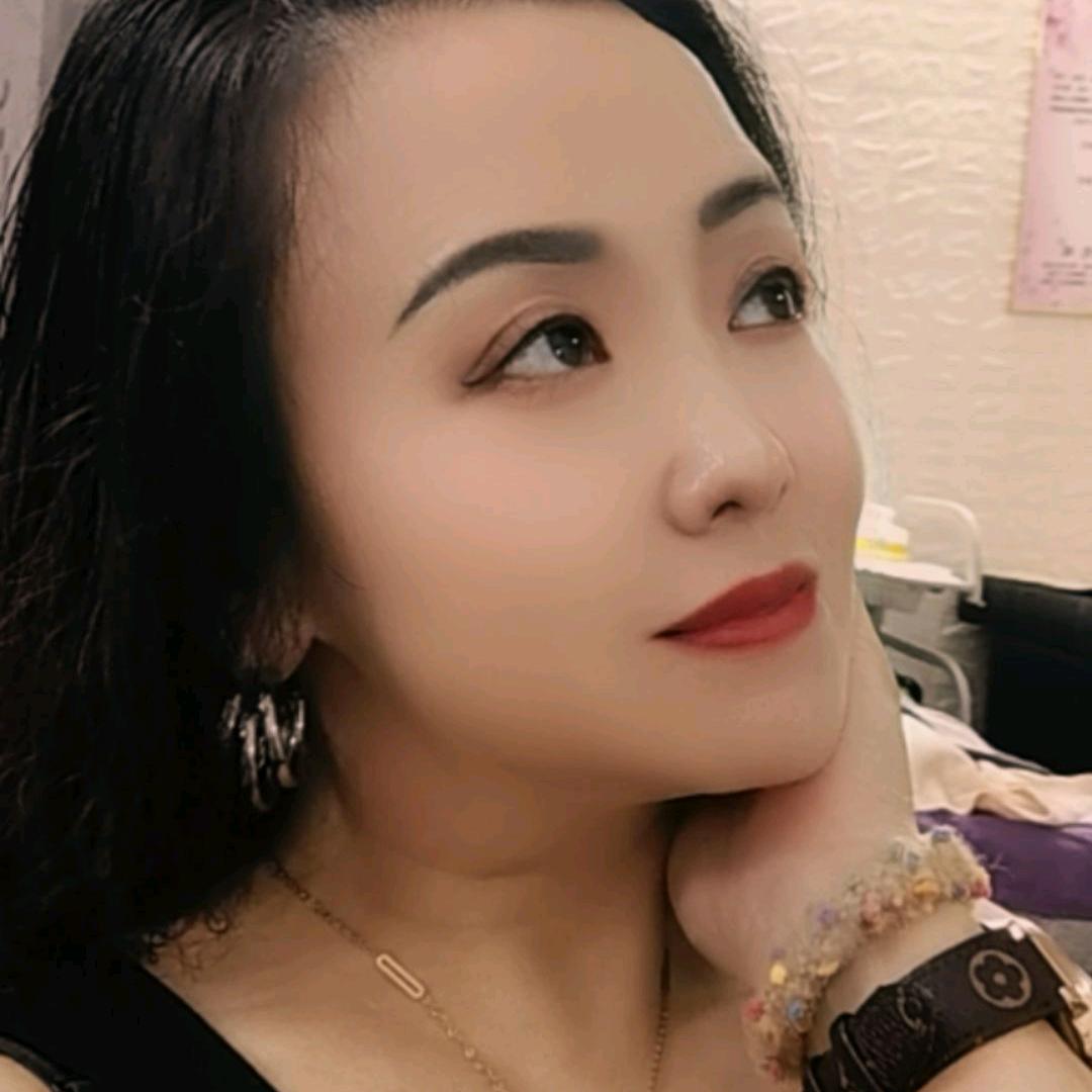 70后的霞姐拒绝私聊