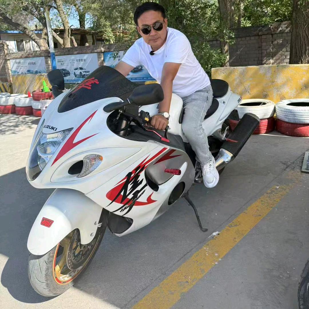 新疆职业驾校～孙主任