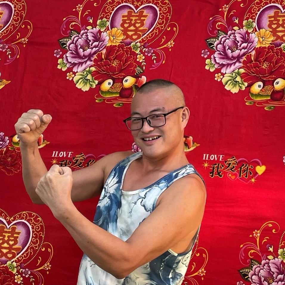 靠谱哥🔥¹⁹⁸⁰
