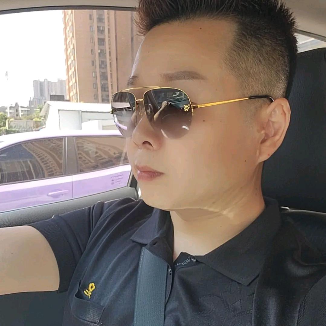 深情老男人