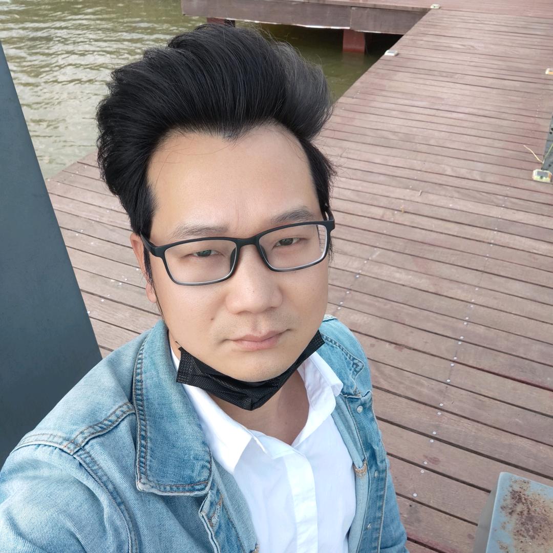 请叫我:华子