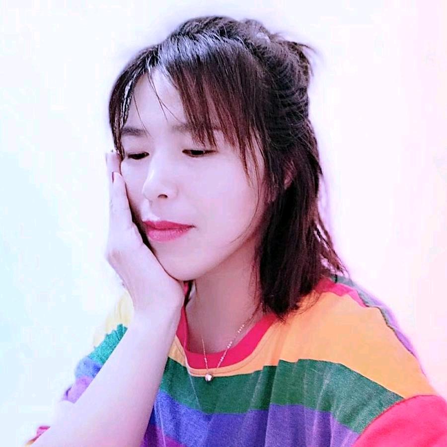 霞儿，