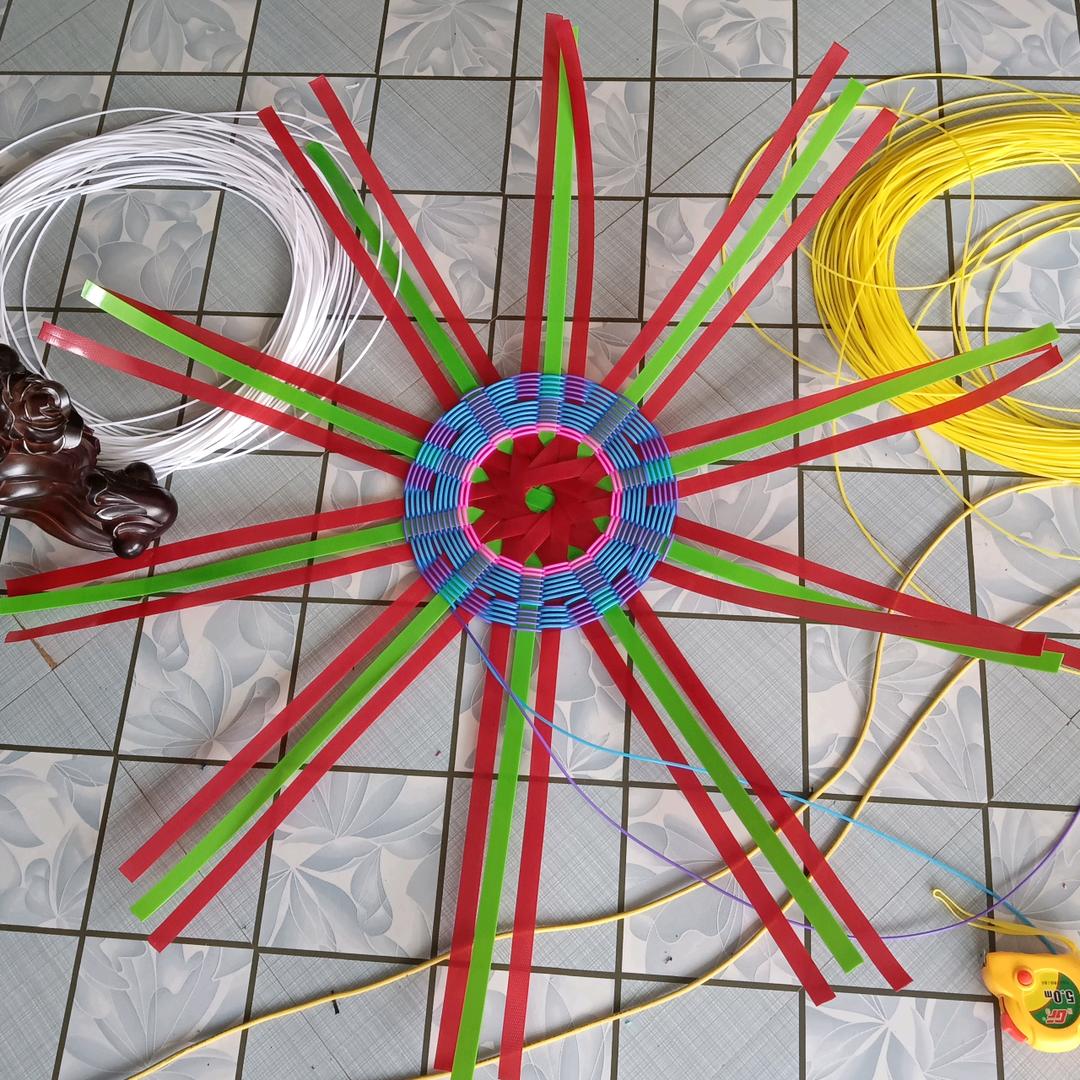 没钱说什么都是错。