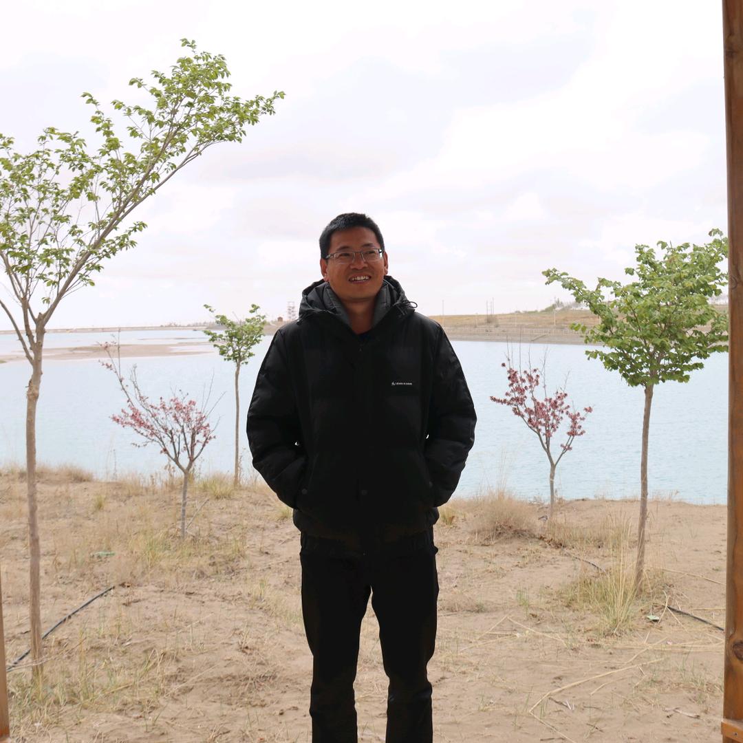 一点亮—牛奋男