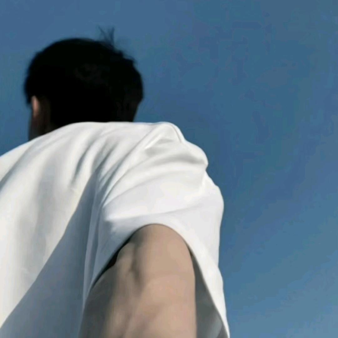 @亦