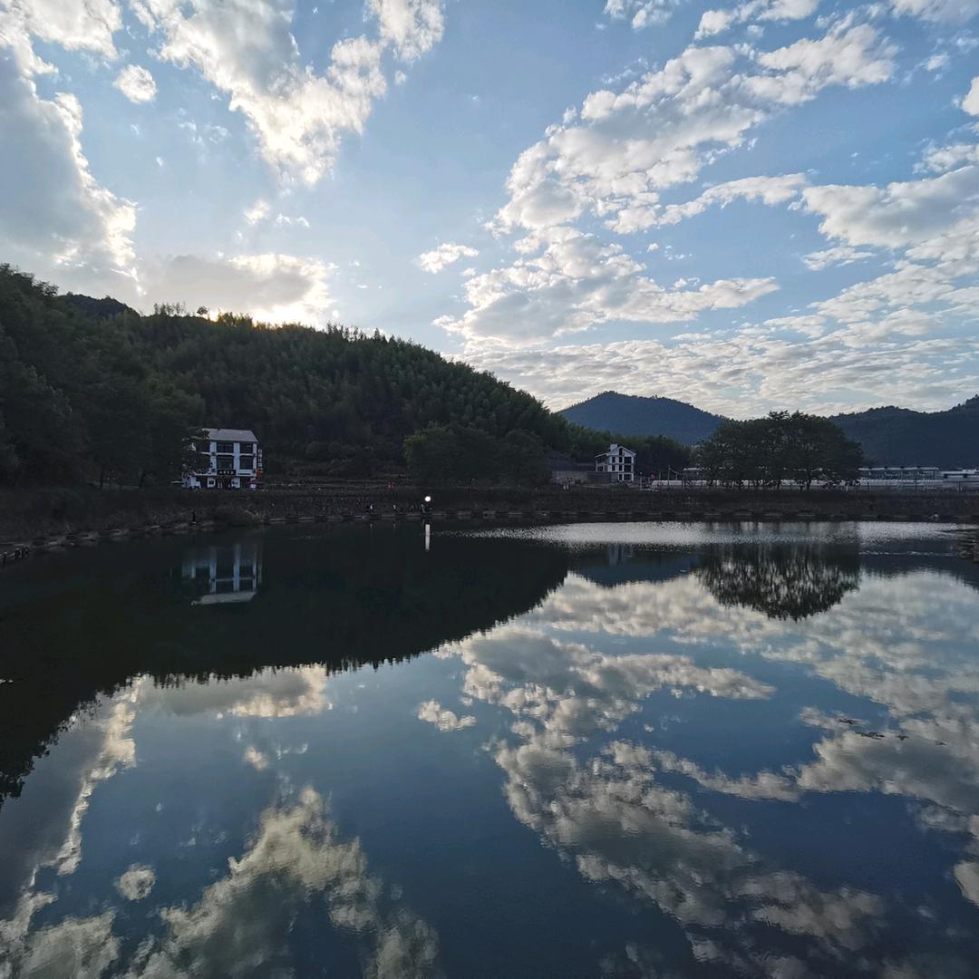 童憨汗
