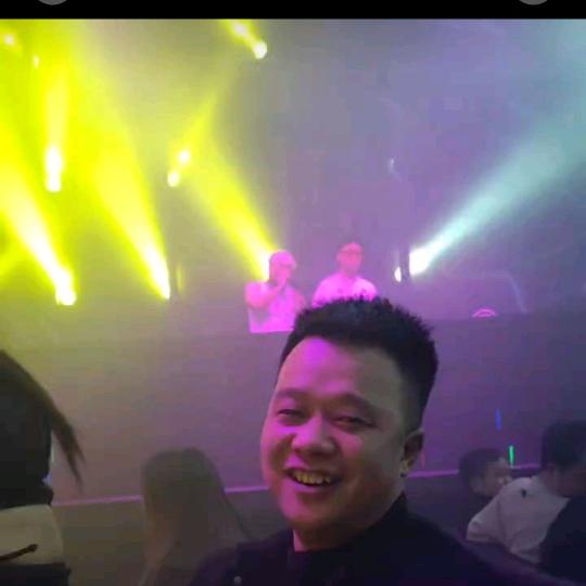 善解人依👄👄👄